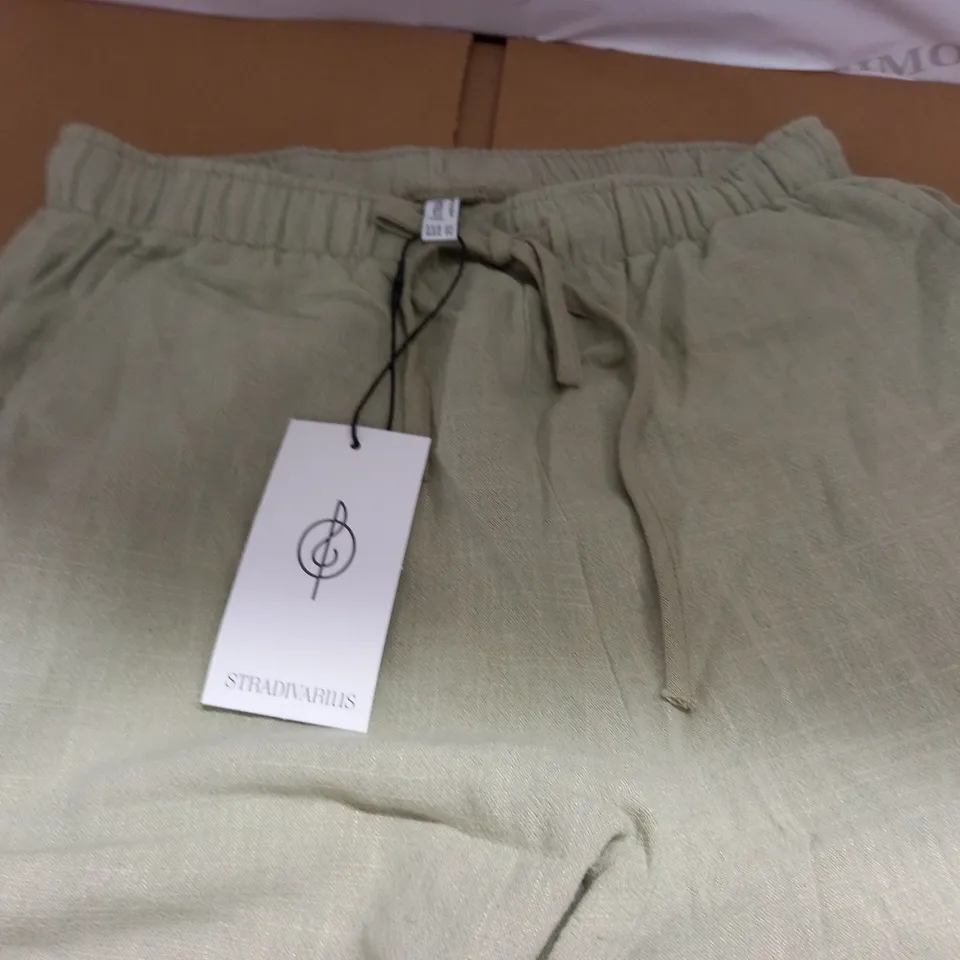 STRADIVARIUS GREEN LINEN TROUSERS - UK XS