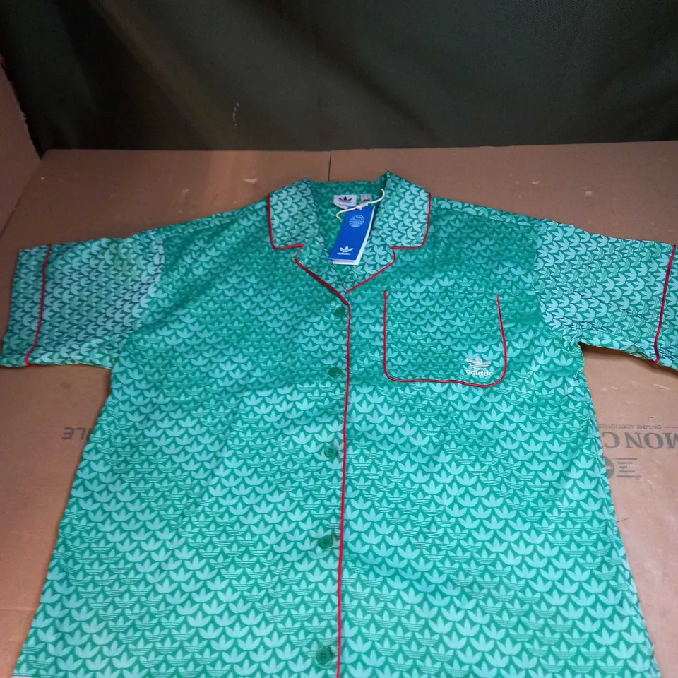 ADIDAS ORIGINAL BUTTON SHIRT SIZE M