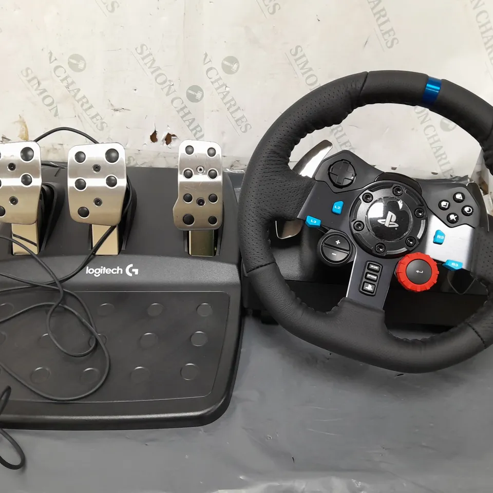 LOGITECH G29 DRIVING FORCE GAMING STEERING WHEEL 