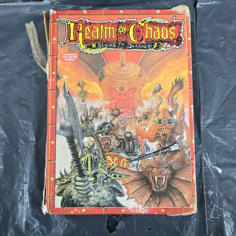 REALMS OF CHAOS SLAVE TO THE DARKNESS