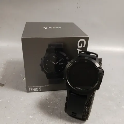 BOXED GARMIN FENIX 5 MULTISPORT GPS WATCH