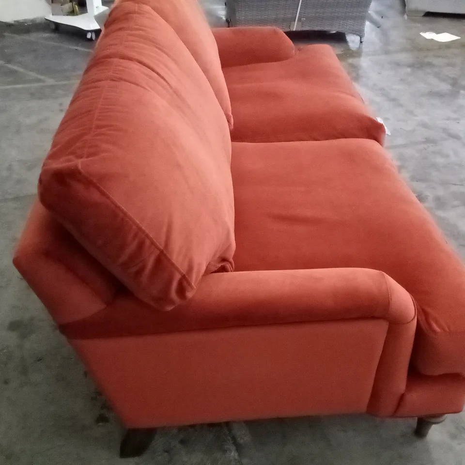QUALITY THE LOUNGE CO DESIGNER 2.5 SEATER SOFA - ROSE FABRIC 