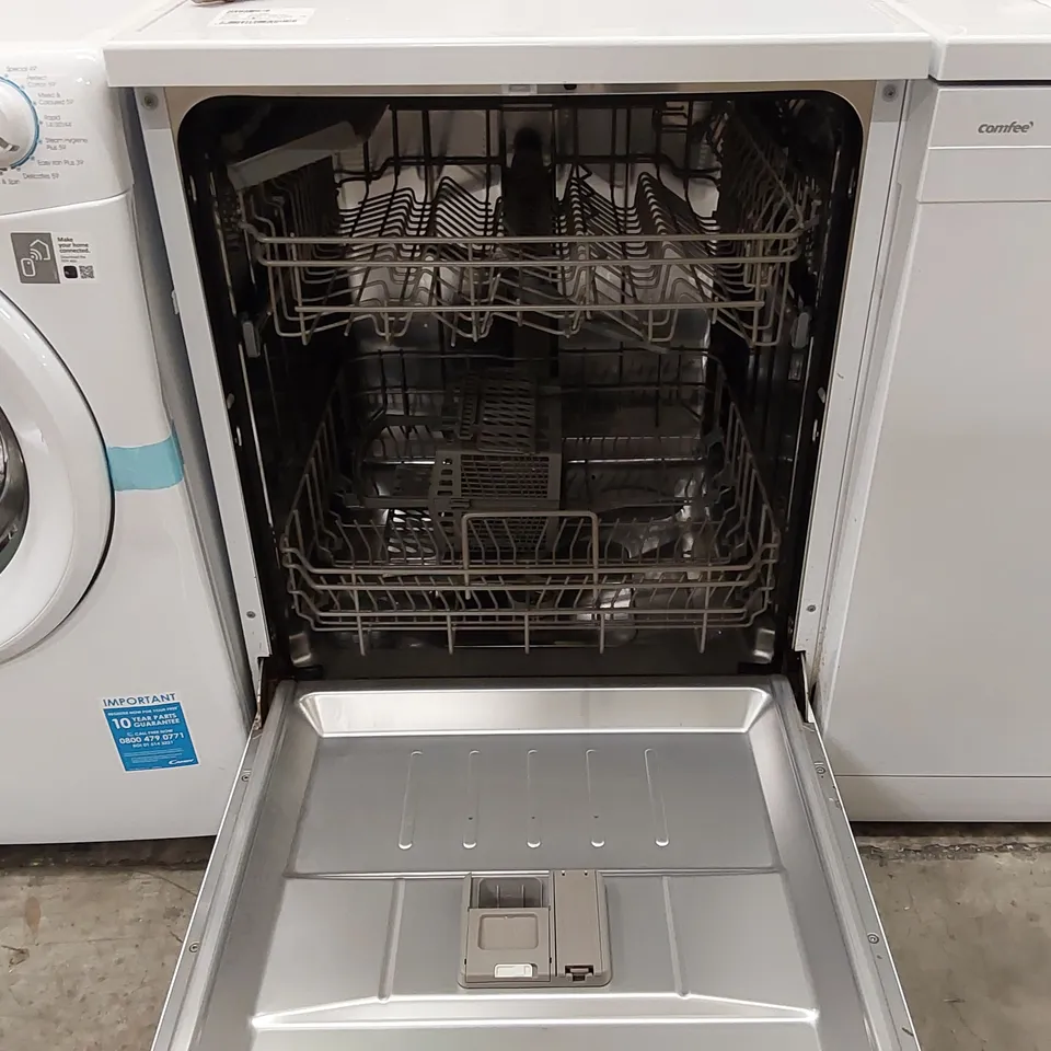 COMFEE' FREESTANDING DISHWASHER FD1435E-W WITH 14 PLACE SETTINGS, FULL SIZE, 44DB, WIDE LED DISPLAY, DELAY START, HALF LOAD FUNCTION, FLEXIBLE RACKS, WHITE (KWH-FD1435E-W) [ENERGY CLASS D]