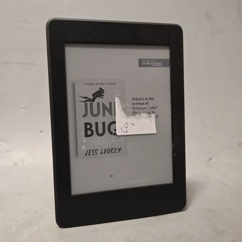 AMAZON KINDLE E-READER