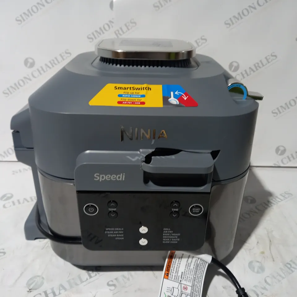 BOXED OUTLET NINJA SPEEDI 10 IN 1 5.7L RAPID-COOKER & AIR FRYER