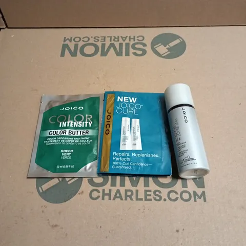 APPROXIMATELY 34 X ASSORTED JOICO HAIR CARE PRODUCTS TO INCLUDE TINT SHOT BLACK ROOT CONCEALER, COLOR INTENSITY COLOR BUTTER ETC
