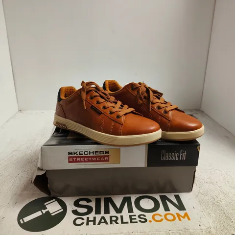SKECHERS STREETWEAR CLASSIC FIT SNEAKERS β BROWN (MEN'S) UK 7