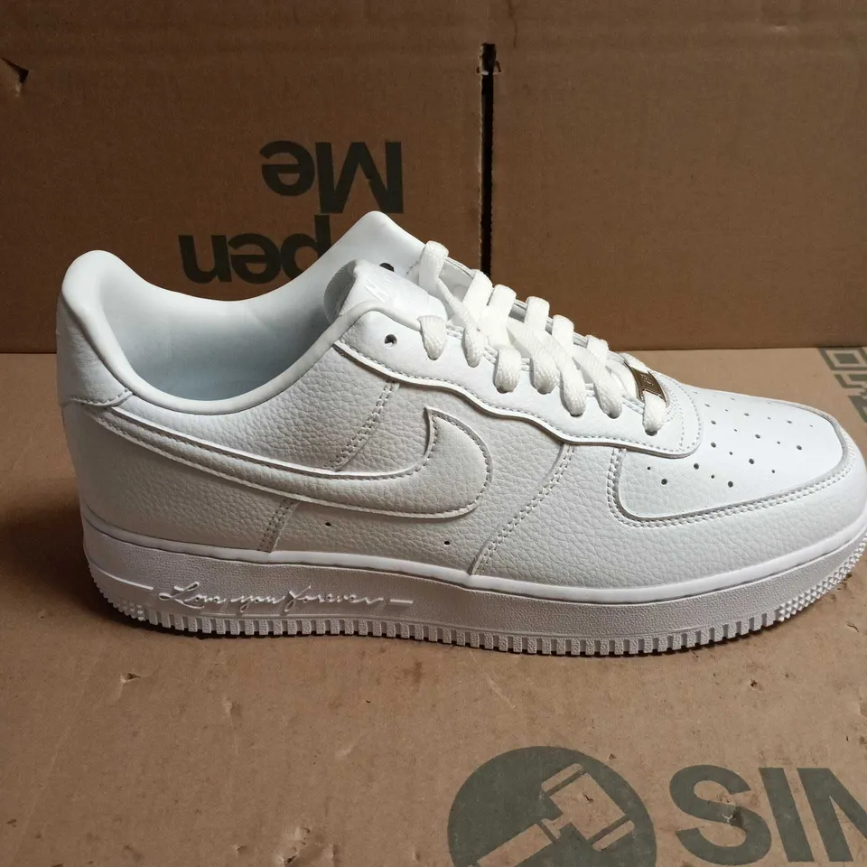PAIR OF NIKE AIR FORCE 1 LOW WHITE LEATHER SNEAKERS – UK 9 