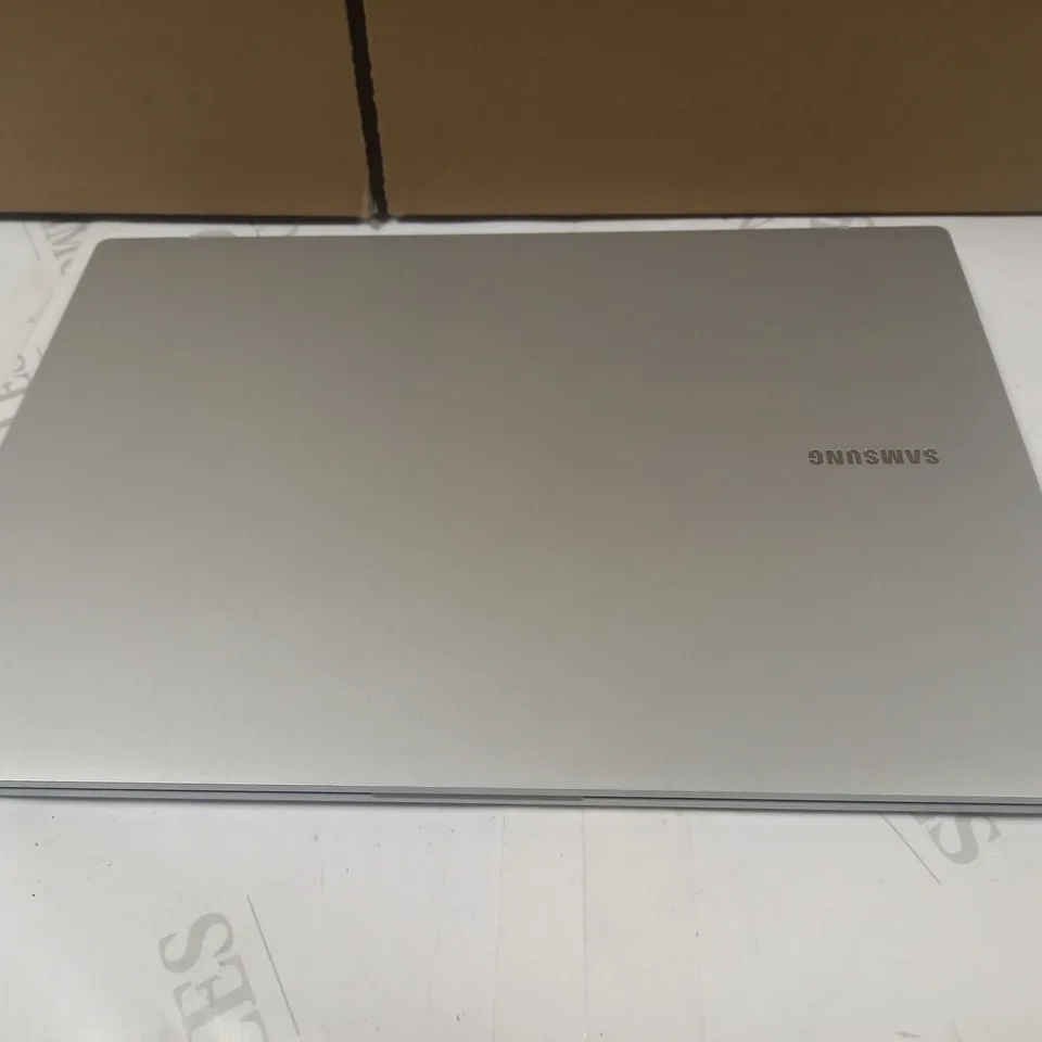 SAMSUNG GALAXY BOOK GO 14" LAPTOP FHD, QUALCOMM 7C, 4GB RAM, 128GB SSD RRP £369