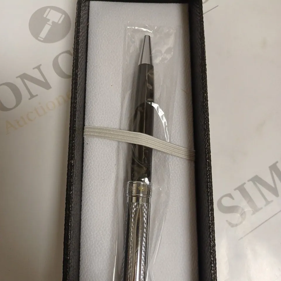 BOXED SWAN & EDGAR LTD ED ROTATING SPEEDSTAR WATCH BLACK SILICONE STRAP WITH SWAN & EDGAR PEN