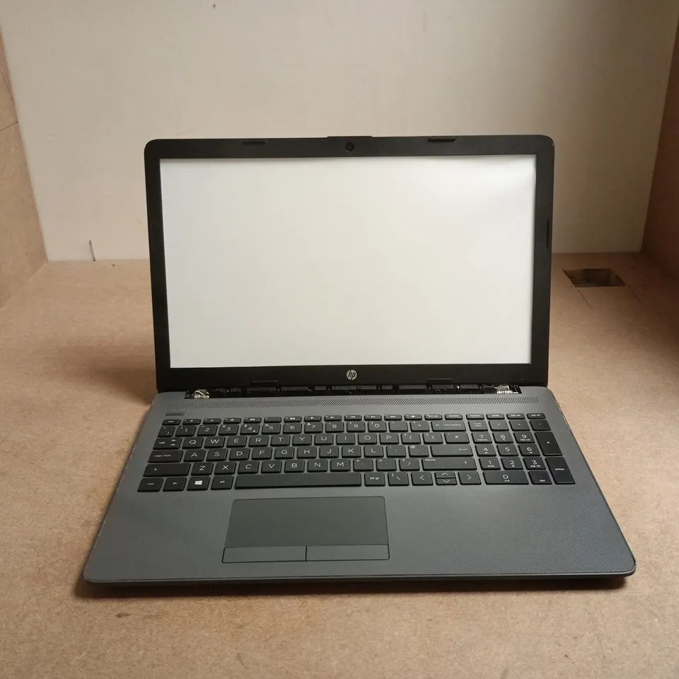 HP 255 G7 LAPTOP