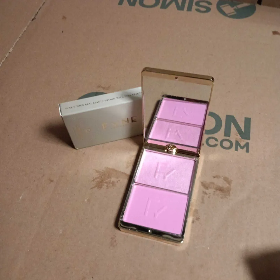 FYNE ART BEAUTY SLEEK CHEEKS DIMENSION BLUSHER DUO