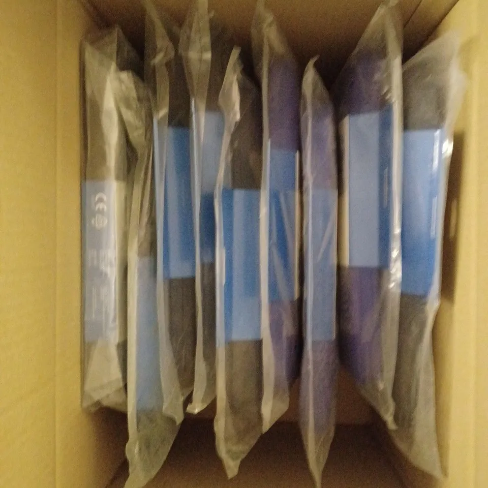 BOX OF APPROXIMATELY 9 SEALED HP 11.6" SPECTRUM SLEEVES IN ASSORTED COLOURS 