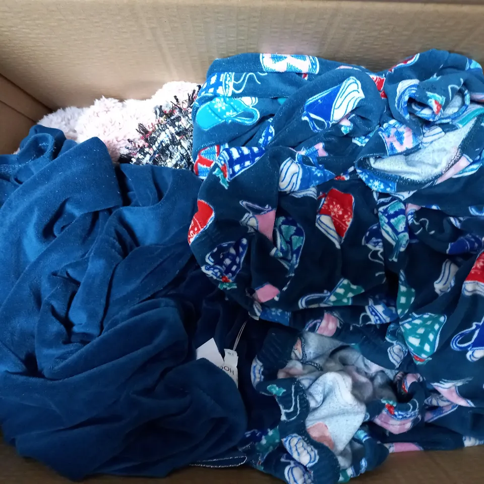 BOX OF APPROXIMATELY 7 ASSORTED ITEMS OF CLOTHING TO INCLUDE MONSOON, KIM & CO., ETC