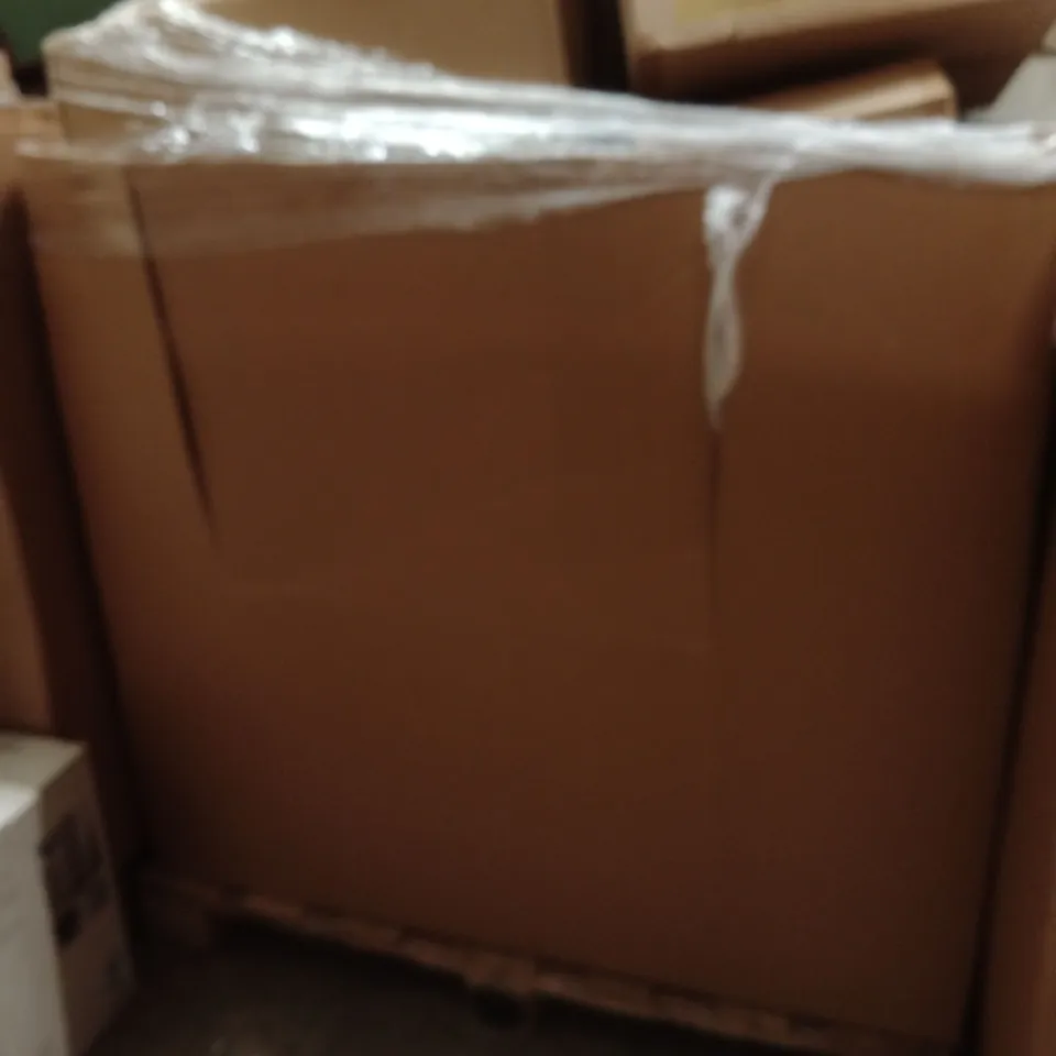 PALLET OF ASSORTED DESIGNER LIGHTING PRODUCTS TO INCLUDE; CEILING LIGHT,FLOOR LAMP,FLEX CEILING FITTING