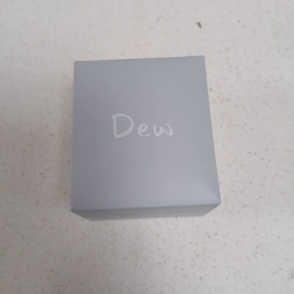 DEW JEWELLERY BOX WITH HOOP EARRINGS