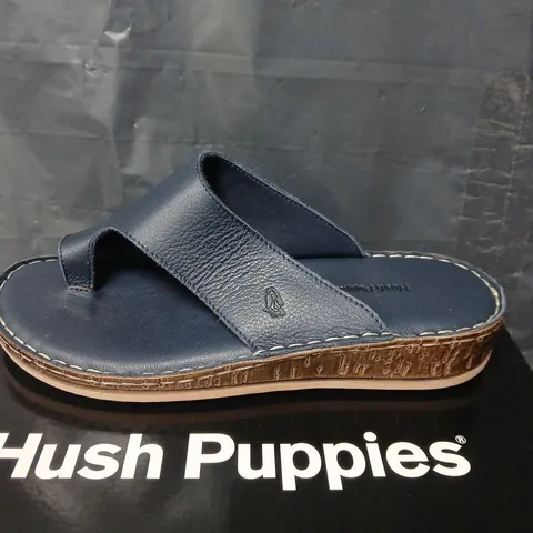 HUSH PUPPIES ELISSA TOE-POST SANDALS – NAVY, WOMEN'S UK7 (US9, EU40)