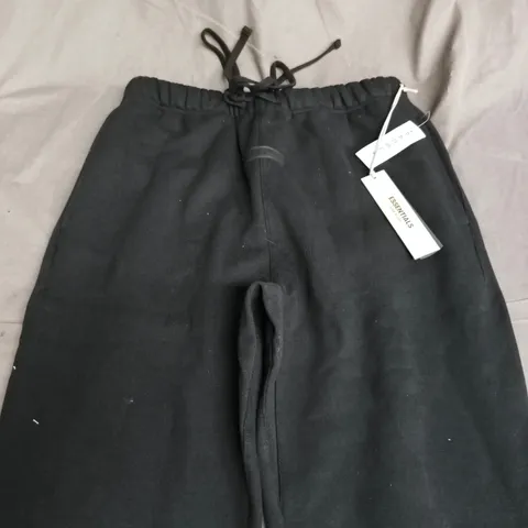 ESSENTIALS FEAR OF GOD BLACK SWEATPANTS — MEDIUM (M)