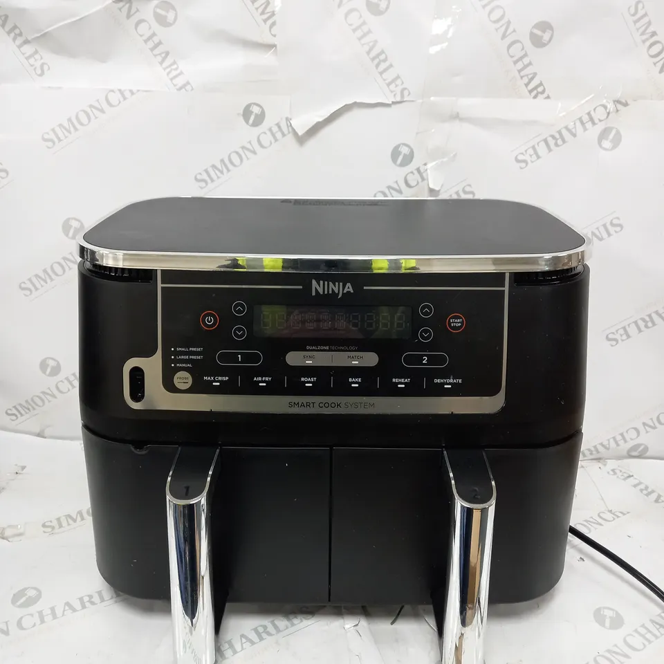 BOXED NINJA FOODI MAX 9.5L DUAL ZONE AIRFRYER AF451UK