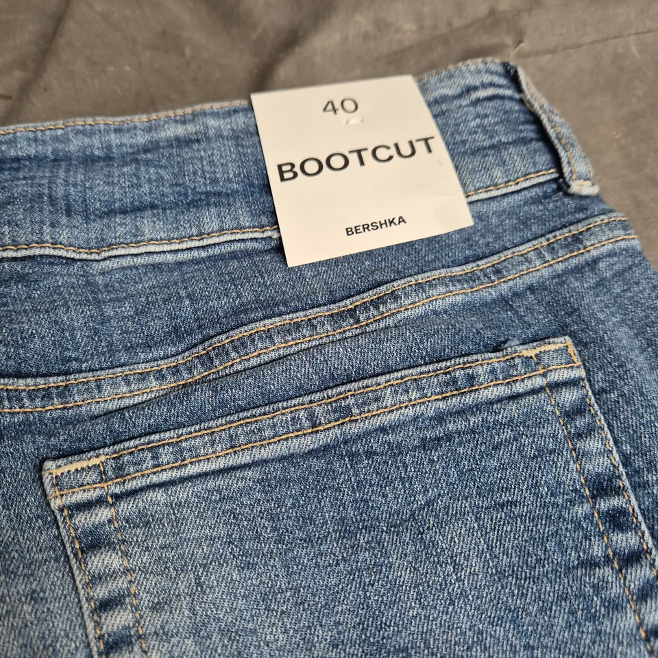 BERSHKA WOMEN'S JEANS - BOOTCUT, BLUE DENIM, UK 12 (EU 40)