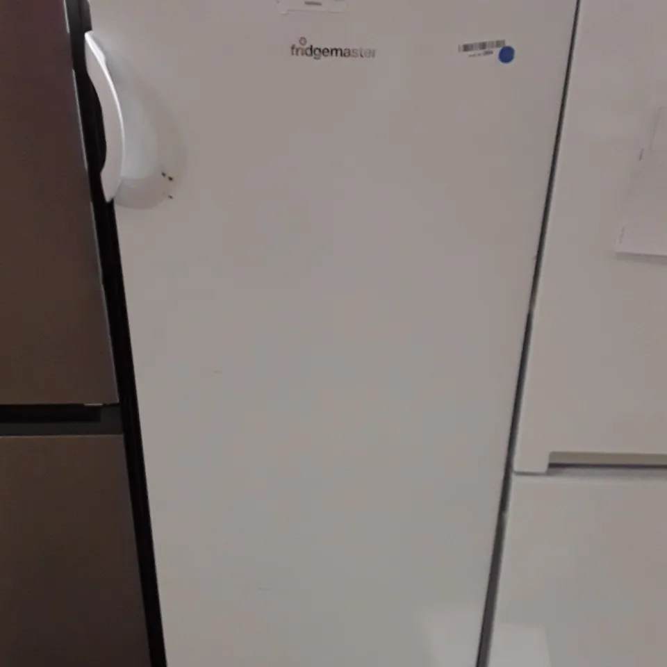 FRIDGEMASTER 50CM FREESTANDING 60/40 FRIDGE FREEZER IN WHITE, MODEL: MC50175A  - UNPROCESSED RAW RETURN