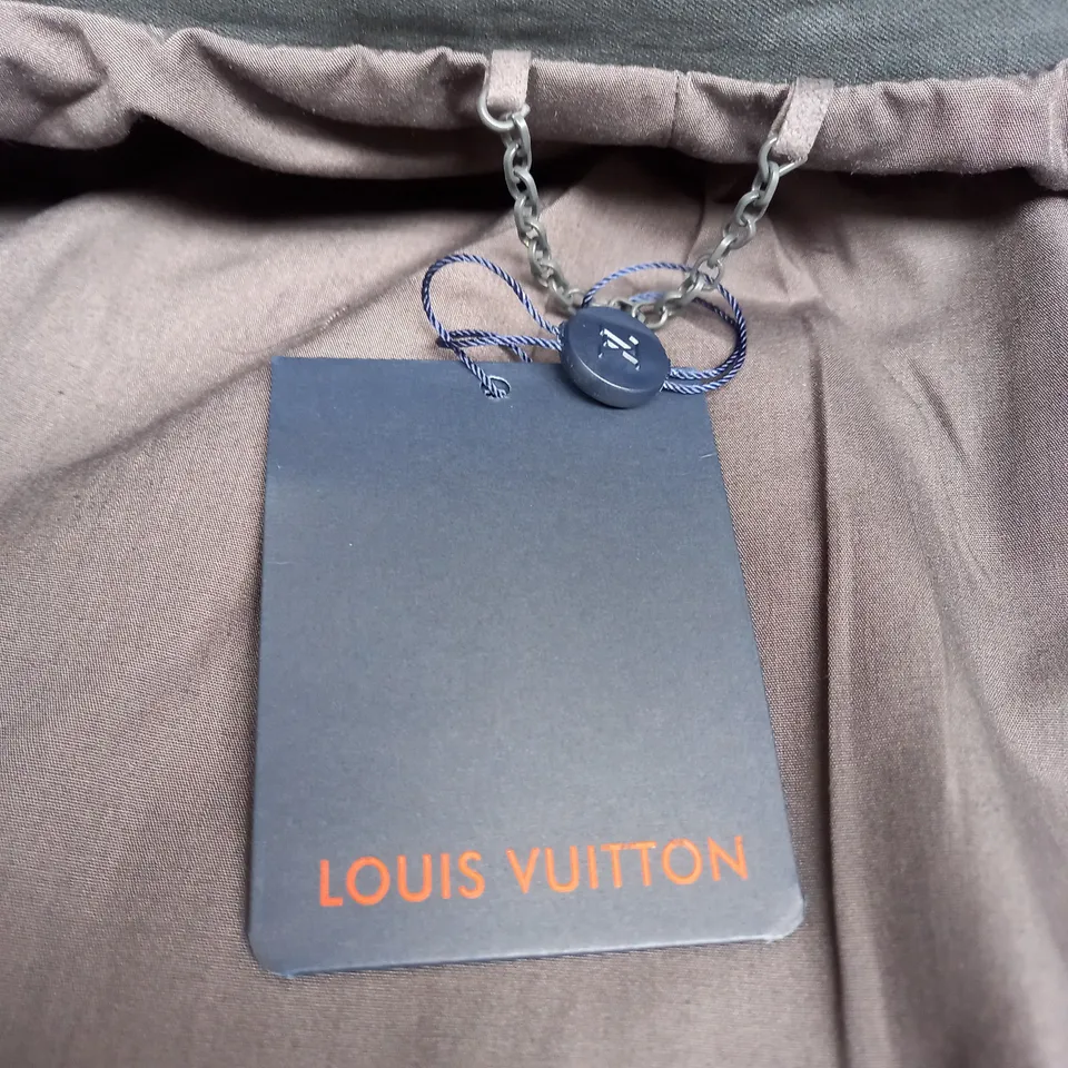 LOUIS VUITTON BLACK BUTTON UP JACKET - SIZE UNSPECIFIED 