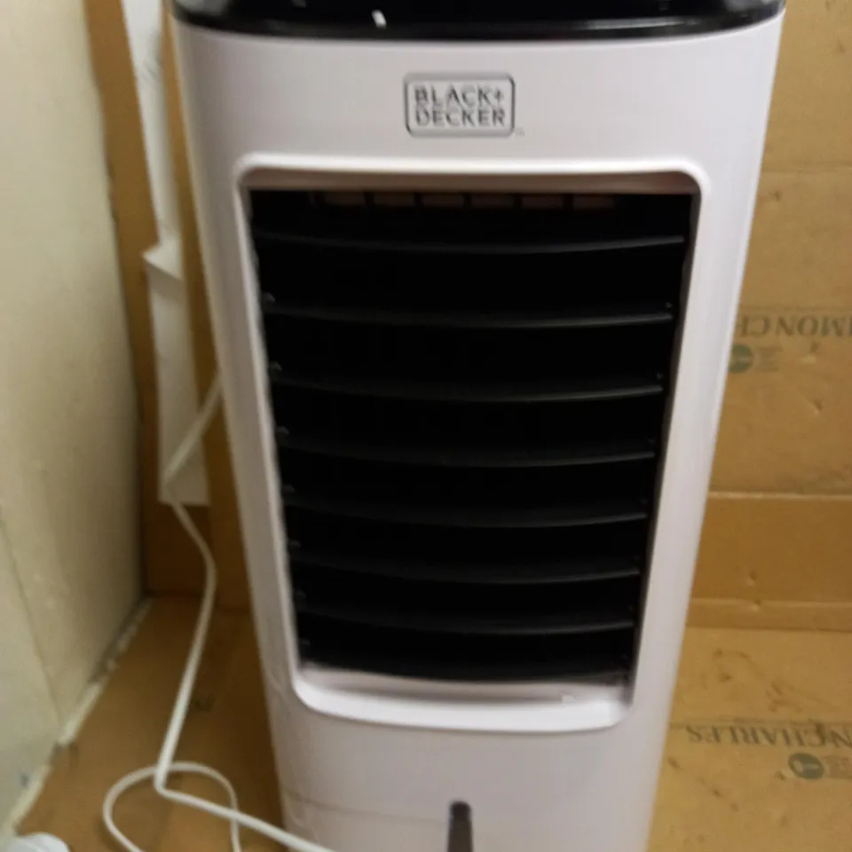 BLACK+DECKER 7 LITRE DIGITAL 2-IN-1 AIR COOLER