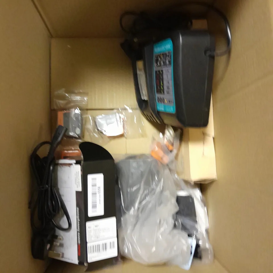 APPROXIMATELY 10 ASSORTED ELECTRICAL PRODUCTS TO INCLUDE CD PLAYER, DAB RADIO, PRINTER INK ETC 