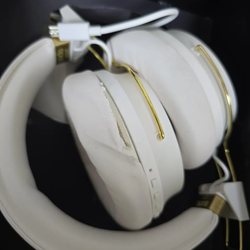 BOX OF APPROXIMATELY 15 SUDIO ACTIVE NOISE CANCELLING HEADPHONES 