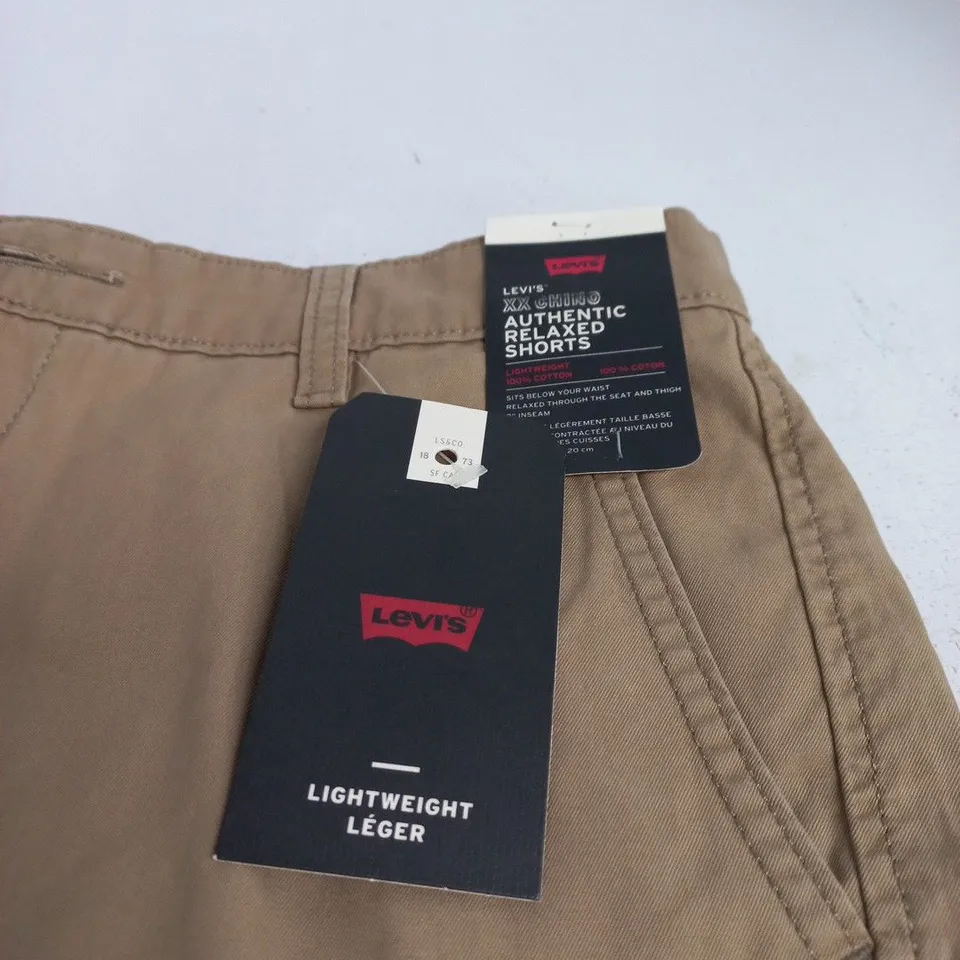 LEVI'S AUTHENTIC RELAXED SHORTS W30