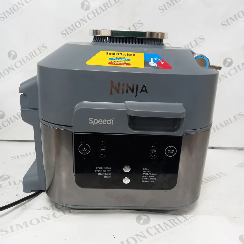 BOXED NINJA SPEEDI 10-IN-1 5.7L RAPID-COOKER & AIR FRYER ON400UK