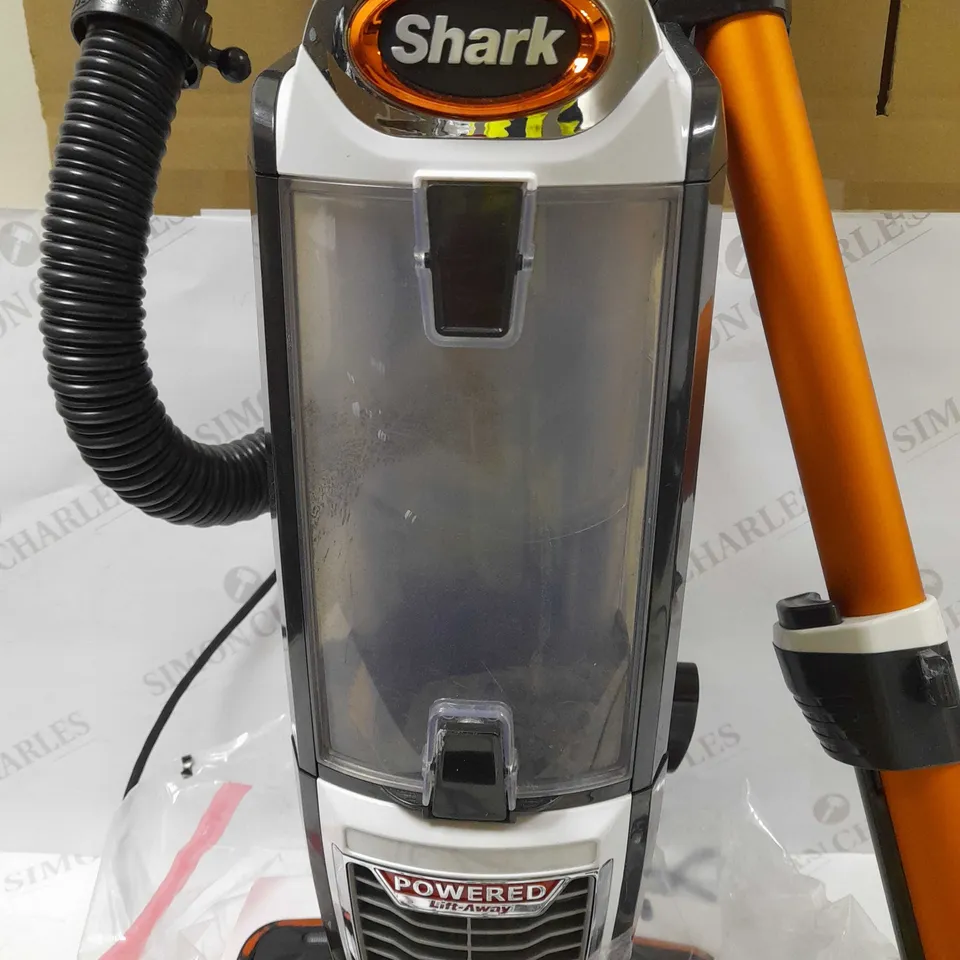 SHARK UPRIGHT VACUUM CLEANER