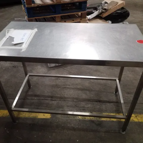 STAINLESS STEEL WORK TABLE / WORKBENCH
