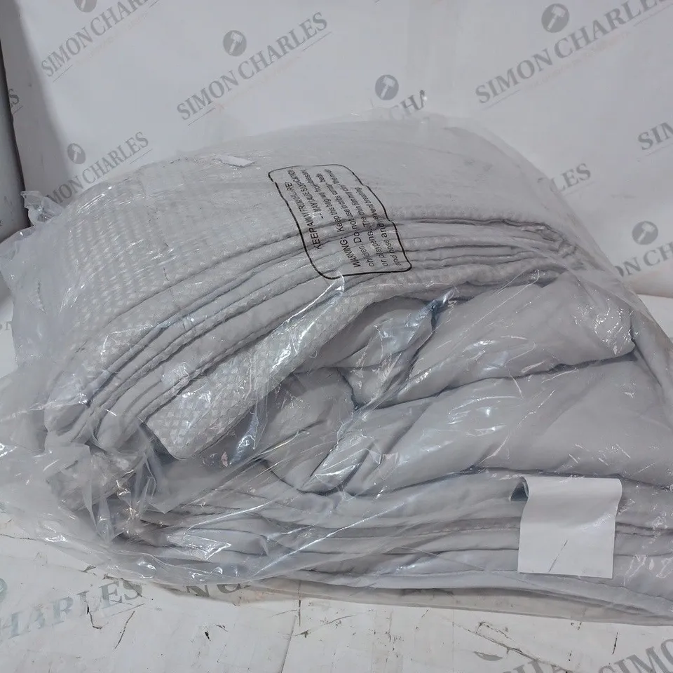 SUPERSOFT BY COZEE HOME WAFFLE KNIT FILLED BEDSPREAD IN MARL GREY 150X200CM