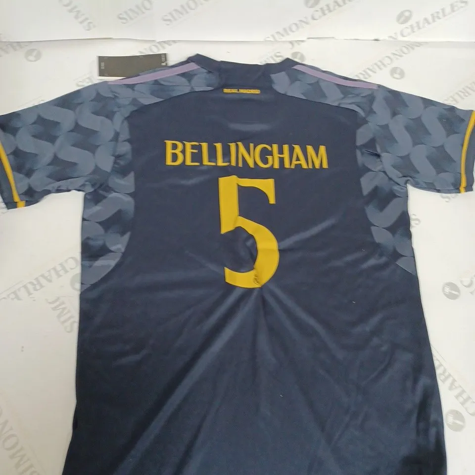 REAL MADRID FC AWAY SHIRT WITH BELLINGHAM 5 SIZE 28