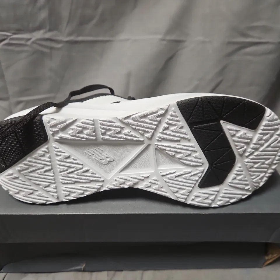 BOXED NEW BALANCE GK578BK BLACK TRAINERS – UK 4 (US 4.5)