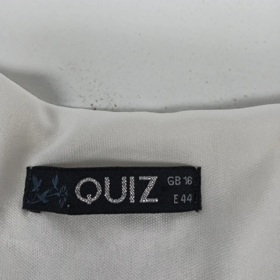 QUIZ WHITE LACE DRESS – UK 16 (EU 44)