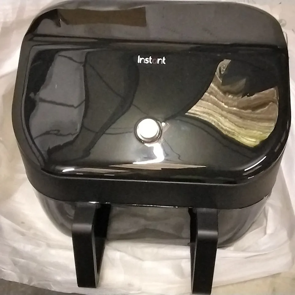 INSTANT VORTEX PLUS VERSAZONE AIR FRYER 8.5L