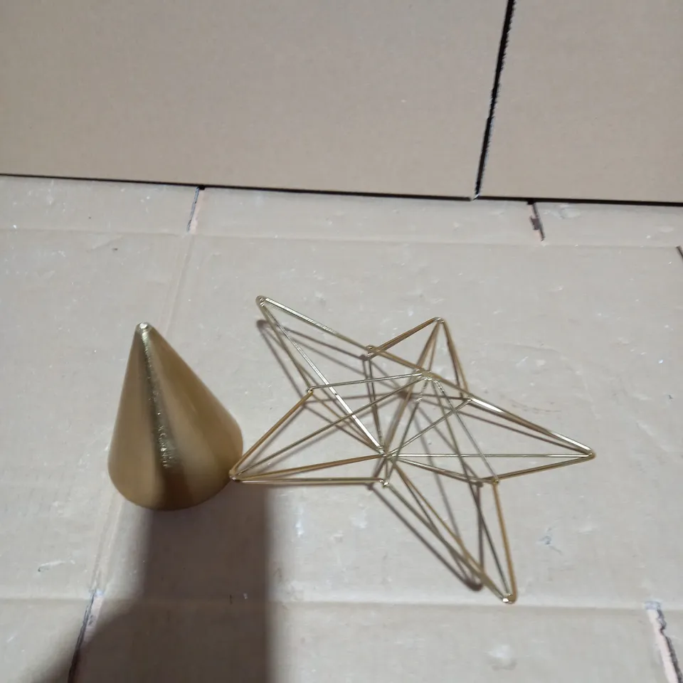 KELLY HOPPEN HANDMADE STAR CHRISTMAS TREE TOPPER