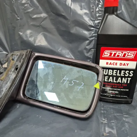 APPROXIMATELY 10 ASSORTED VEHICLE PARTS AND ACCESSORIES TO INCLUDE STANS RACE DAY TUBELESS SEALANT, WING MIRROR, ETC - COLLECTION ONLY
