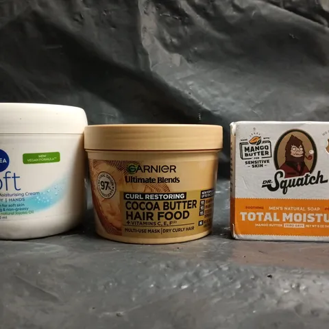 APPROXIMATELY 20 ASSORTED COSMETIC ITEMS TO INCLUDE NIVEA, GARNIER, ETC - COLLECTION ONLY