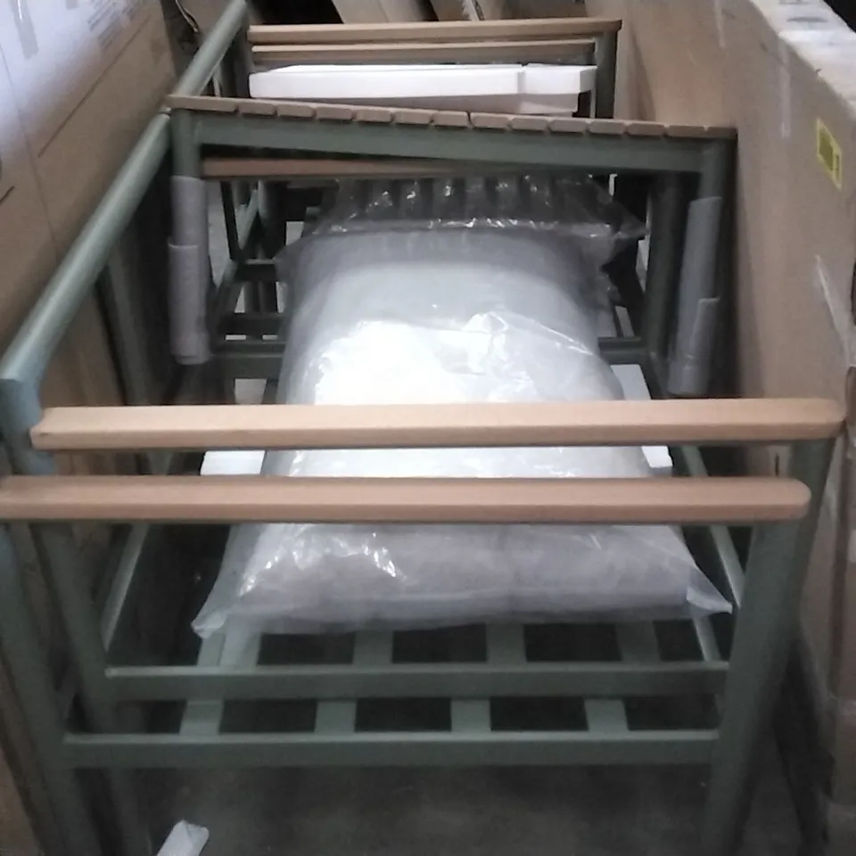 DESIGNER OUTDOOR 2 SEATER AND 2 SINGLE SEAT SET WITH TABLE AND CUSHIONS 