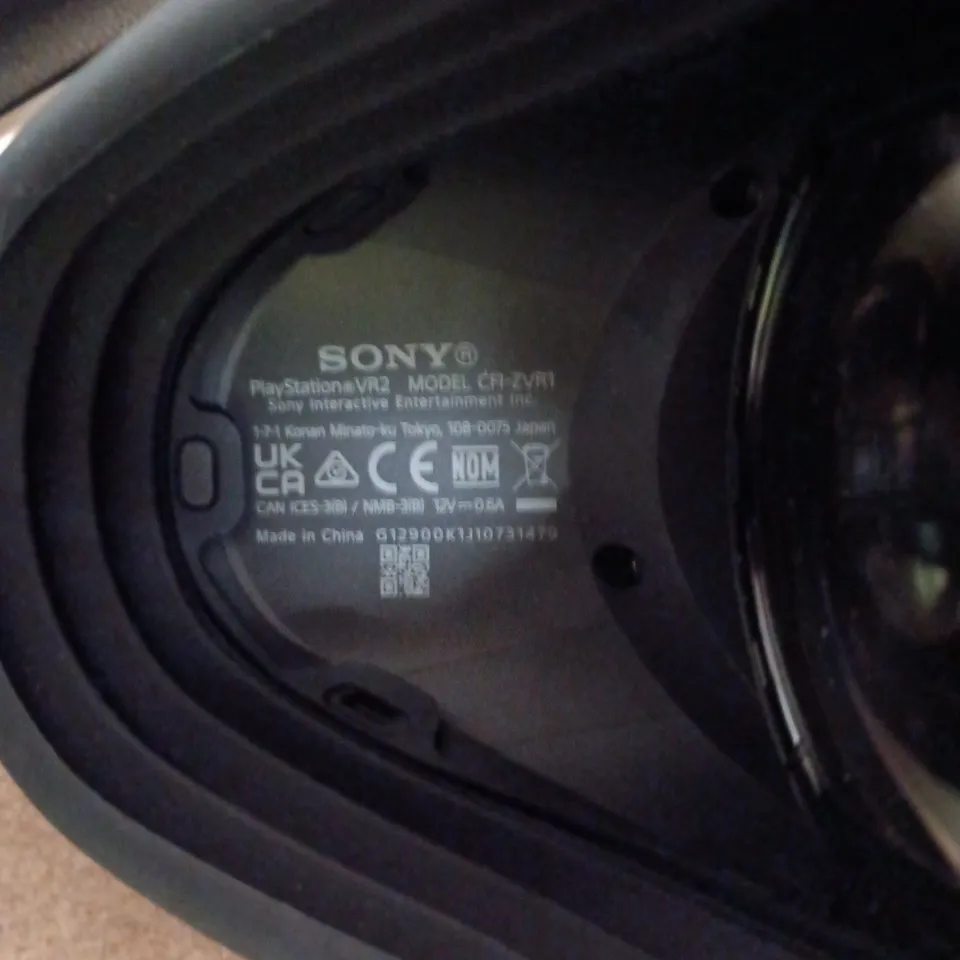 SONY PLAYSTATION VR2 HEADSET