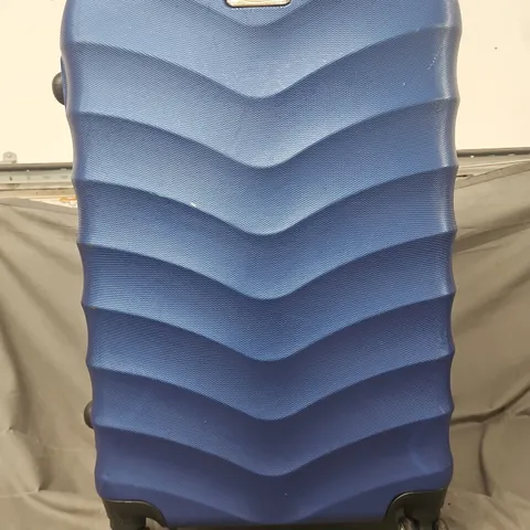 ESCAPE SUITCASE IN BLUE - COLLECTION ONLY