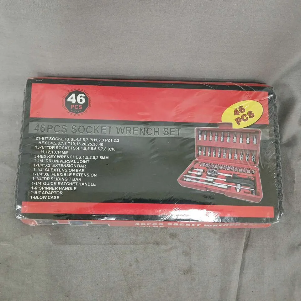 sealed 46-PIECE SOCKET WRENCH SET