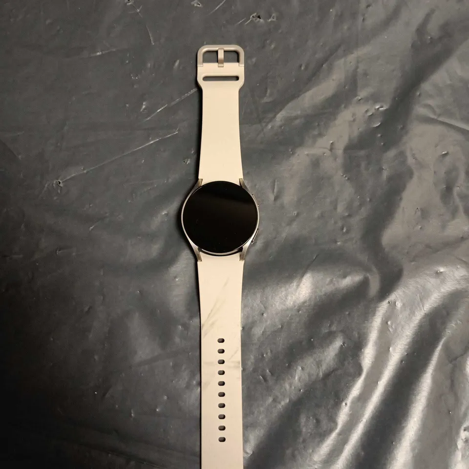 SAMSUNG GALAXY WATCH 6 LTE