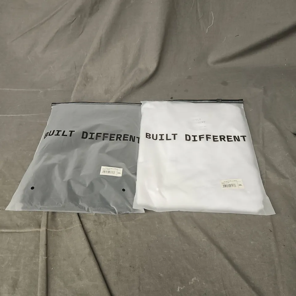 BUILT DIFFERENT X2 ASSORTED CREW NECK TSHIRTS IN WHITE/BLACK SIZE 2XL