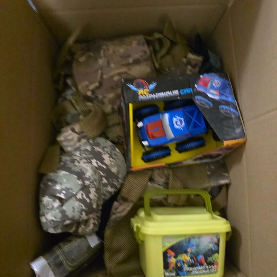 LARGE QUANTITY OF ASSORTED TOYS AND GAMES TO INCLUDE - FANCY DRESS, TOY CAR AND DINOSAURS