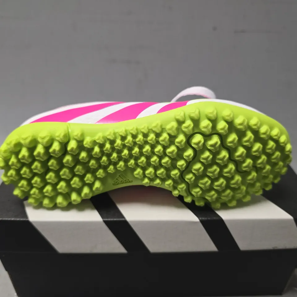 BOXED PAIR OF ADIDAS PREDATOR CLUB TF JUNIOR BOOTS IN WHITE/PINK - UK 11K