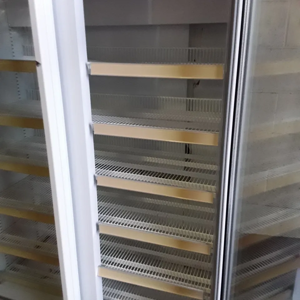 LOWE COMMERCIAL UPRIGHT DOUBLE DOOR DISPLAY FRIDGE